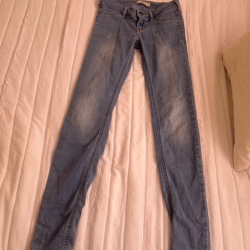 Bundle of 2 Y2K Hollister jeans